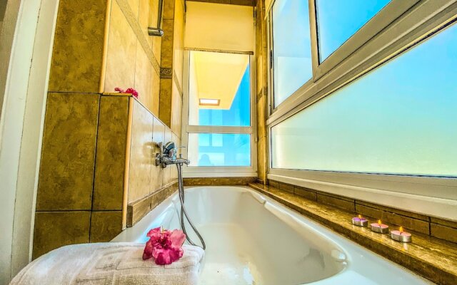 Ocean View Family Villa, Sleeps 2-10, Private Pool, Wifi, Internet Tv & Acs