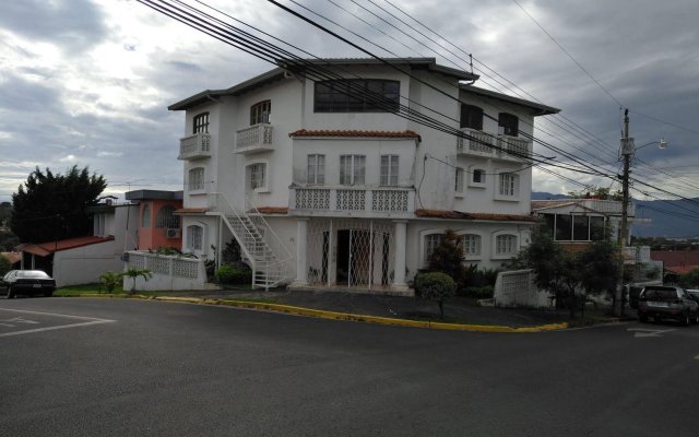 Hotel Mi Tierra