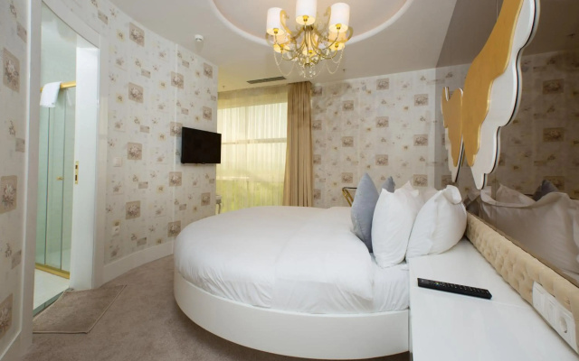 Golden Pars Hotel