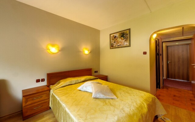 Moura Mountain & Villas Spa Hotel