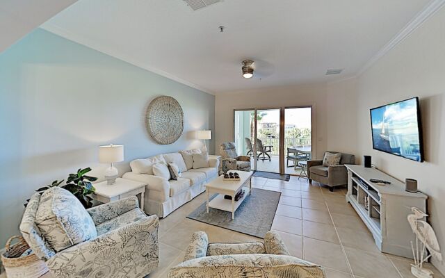 300cbw32 3 Bedroom Condo