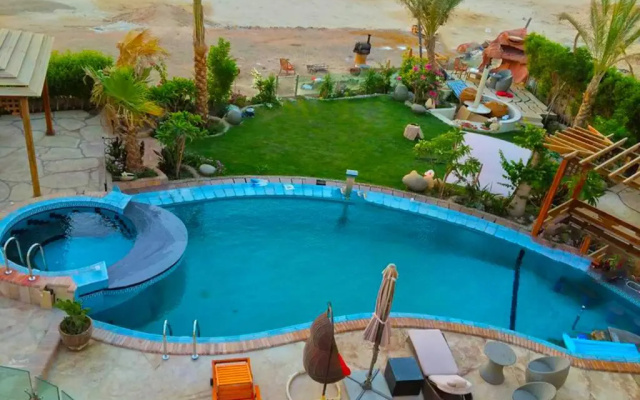 Luxury Seafront Pool Villa - 3 Stories & Roof floor - All Master Bedrooms