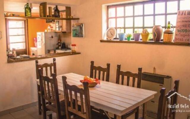 Hostel Ruta 76