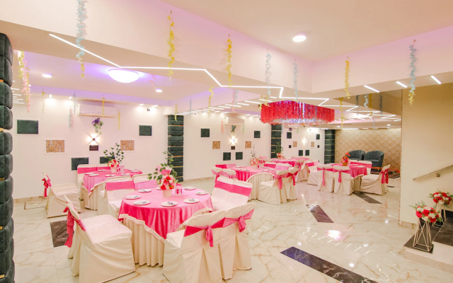 Fabhotel Prime The Eminence