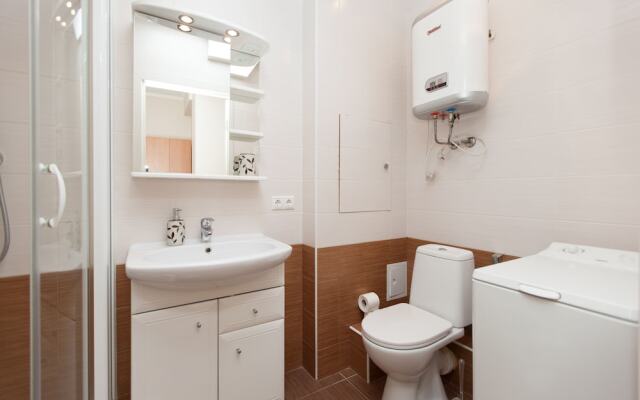 Кварт Апартаменты на Маяковской