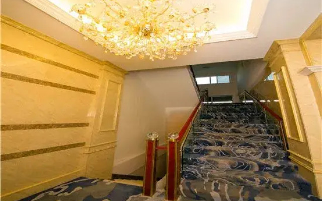 Hua Fu Hotel