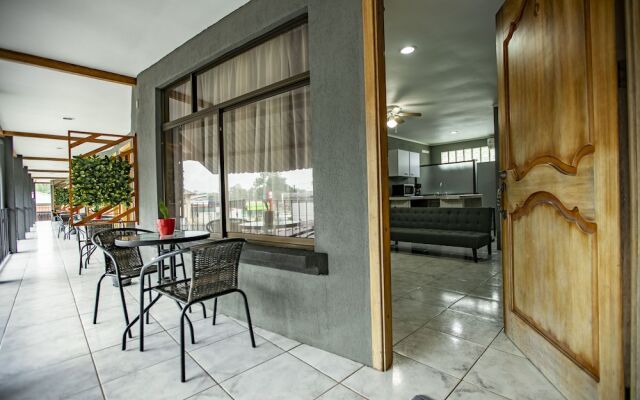 Coati Arenal Lodge