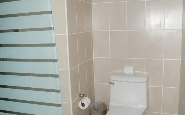 Hotel Brandt Ejecutivo Colonial Los Robles