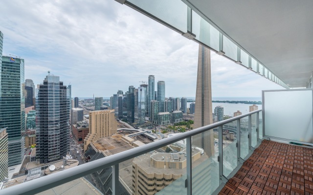 Grand Royal Condos - CN Tower