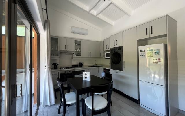 San Lameer Villa 1908