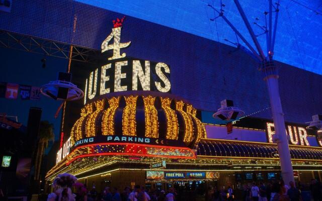 Four Queens Hotel and Casino