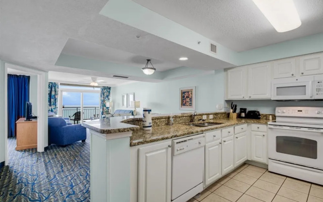 Paradise Resort 1810