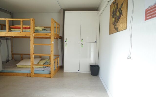 Guesthouse K - Hostel