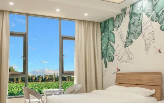 Fuxian Lake Xinyu Heliang Inn