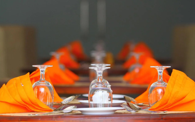 Saffron Hotel