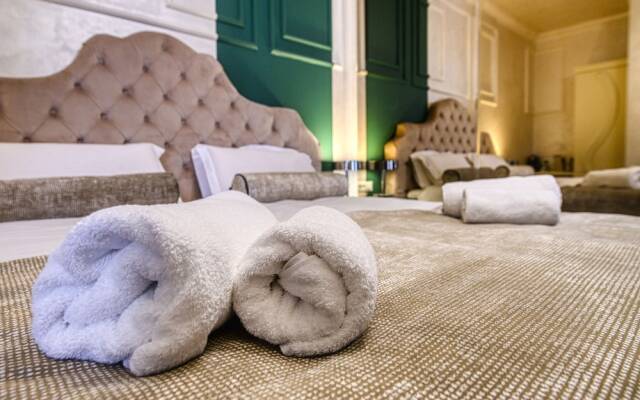 Riva Palace - design rooms