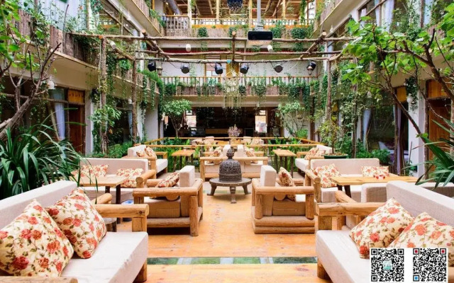Xisha Cloud Mountain Holiday Hotel