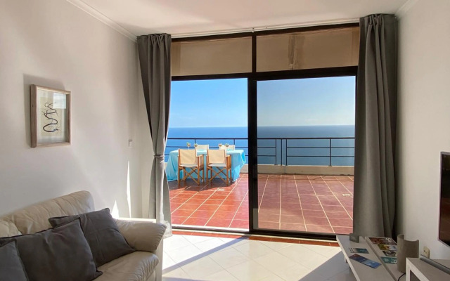 Sea View Apartment Sesimbra- Apartamento Vista Mar