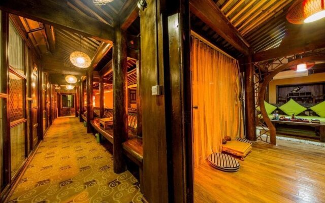Lirenju Zhenpin Inn