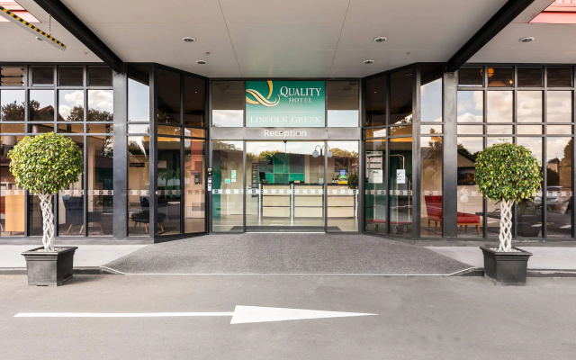 Quality Hotel Lincoln Green — 4-star hotel in Henderson