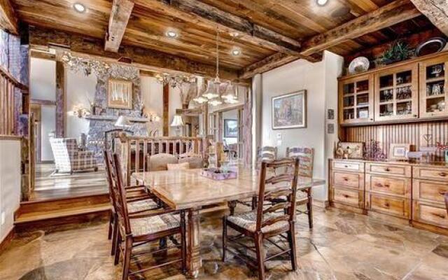 Ski Bridge Lodge by Pinnacle Lodging