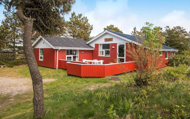 Welcoming Holiday Home in Henne With Barbecue