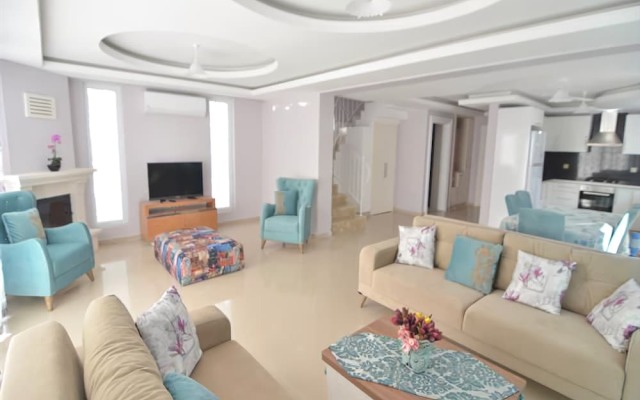 New Age Beach Breeze Luxury Villas