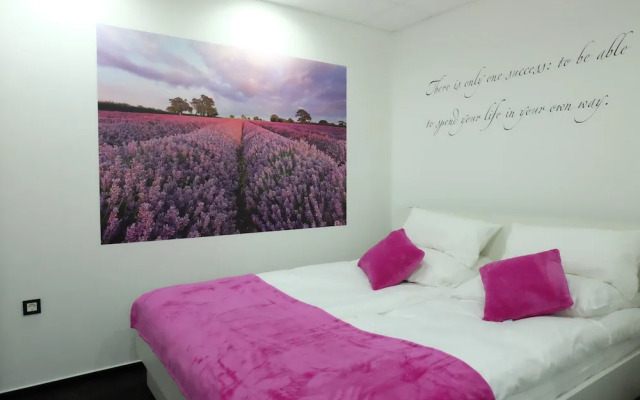 Artorius Luwiana Suites