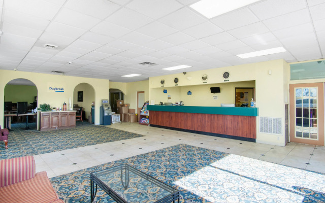 OYO Hotel Oklahoma City South I-35 and SE 29th