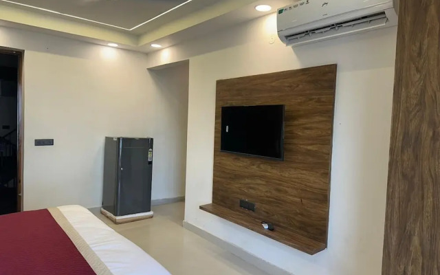 Soothing Stayz - Near Medanta