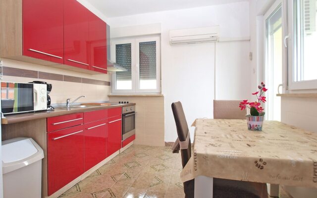 Apartment 1432