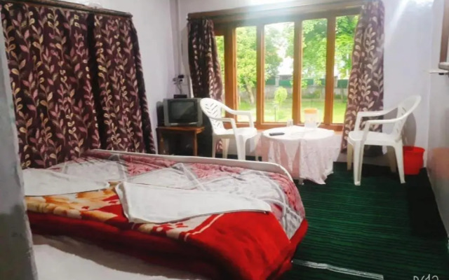 Zebrina Guest House