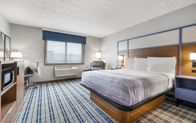 AmericInn by Wyndham Bismarck