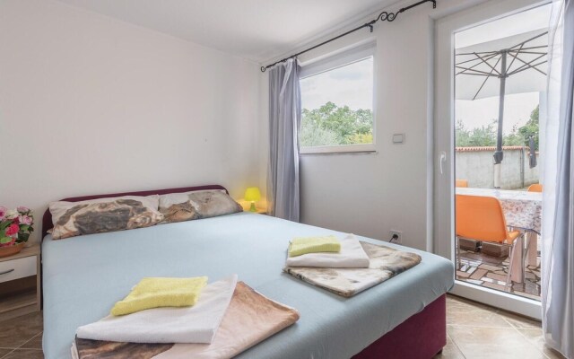 Awesome Home in Vodnjan With Wifi and 3 Bedrooms