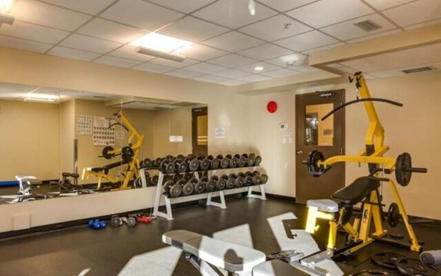 Ground Level Condo Backing Onto Creek #122