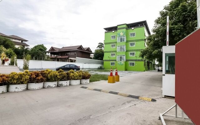NIDA Rooms Lat Krabang 1585 Suvanabhumi