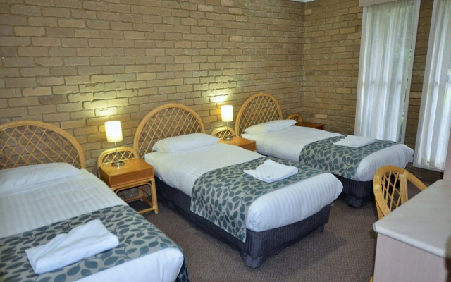 Tropicana Motor Inn
