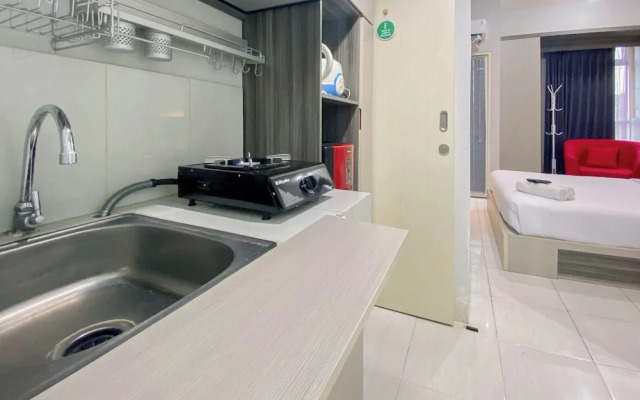 Comfortable 1Br Without Living Room At Amartha View Apartment