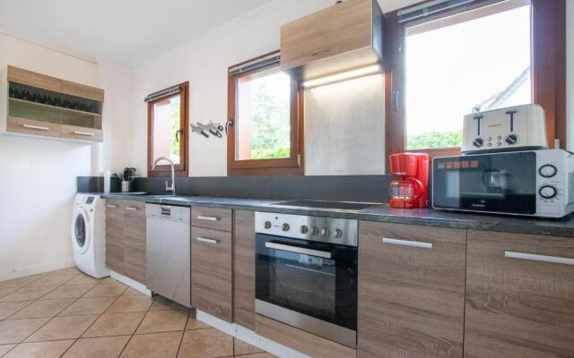 Tolstov House - 6 Room Villa with Garden - 15min Messe DUS
