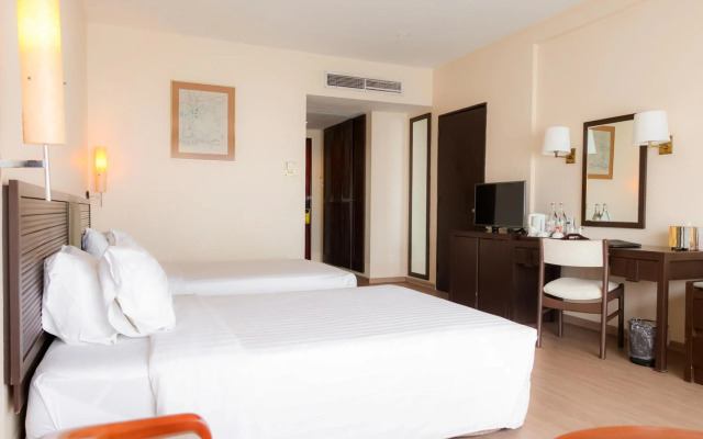 Hotel Cambodiana