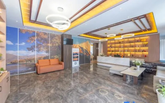 Kangding Hongwan   Bay Hotel (Xinduqiao Branch)