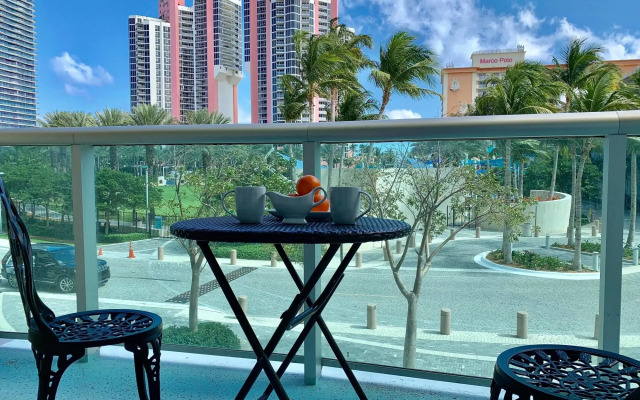 Sunny Miami Vacation