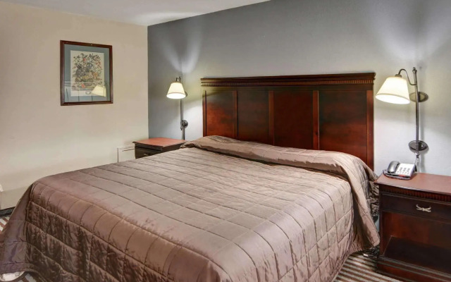 Loyalty Inn Gainesville