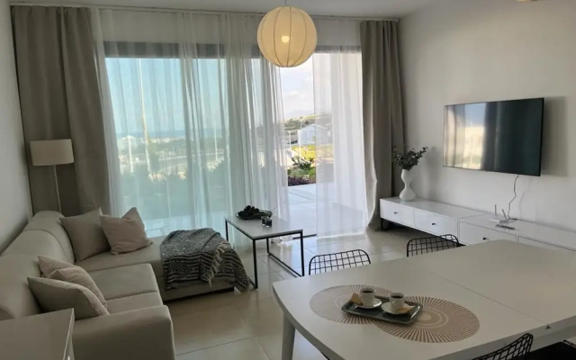 A12 Sun Valley Cove Garden Family Apartment