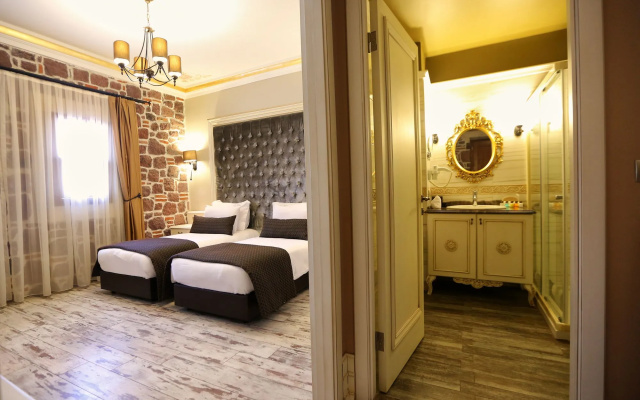 L'Agora Old Town Hotel & Bazaar