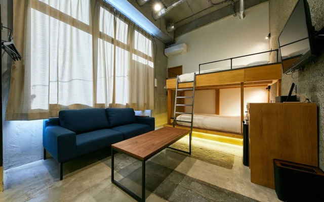 Mizuka Nakasu 7 Unmanned Hotel