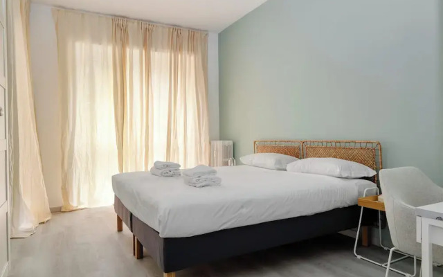 JOIVY Charming 2BR Flat near City Life