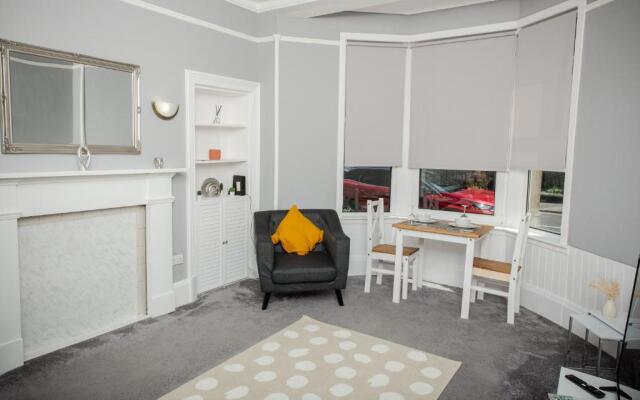 Bonhill Getaway