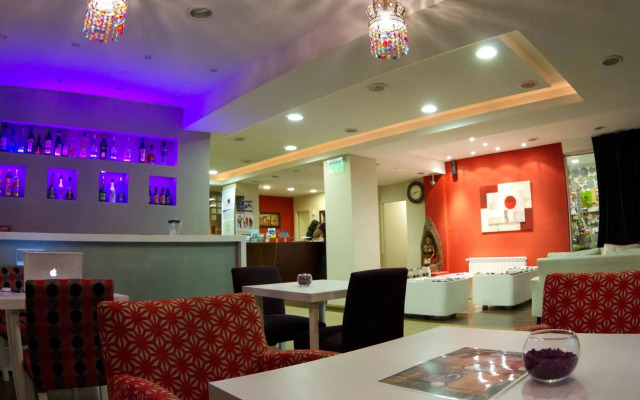 Tangoinn Club Hotel