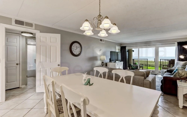 Amelia South Condo with Panoramic View of Ocean from Private Patio by RedAwning